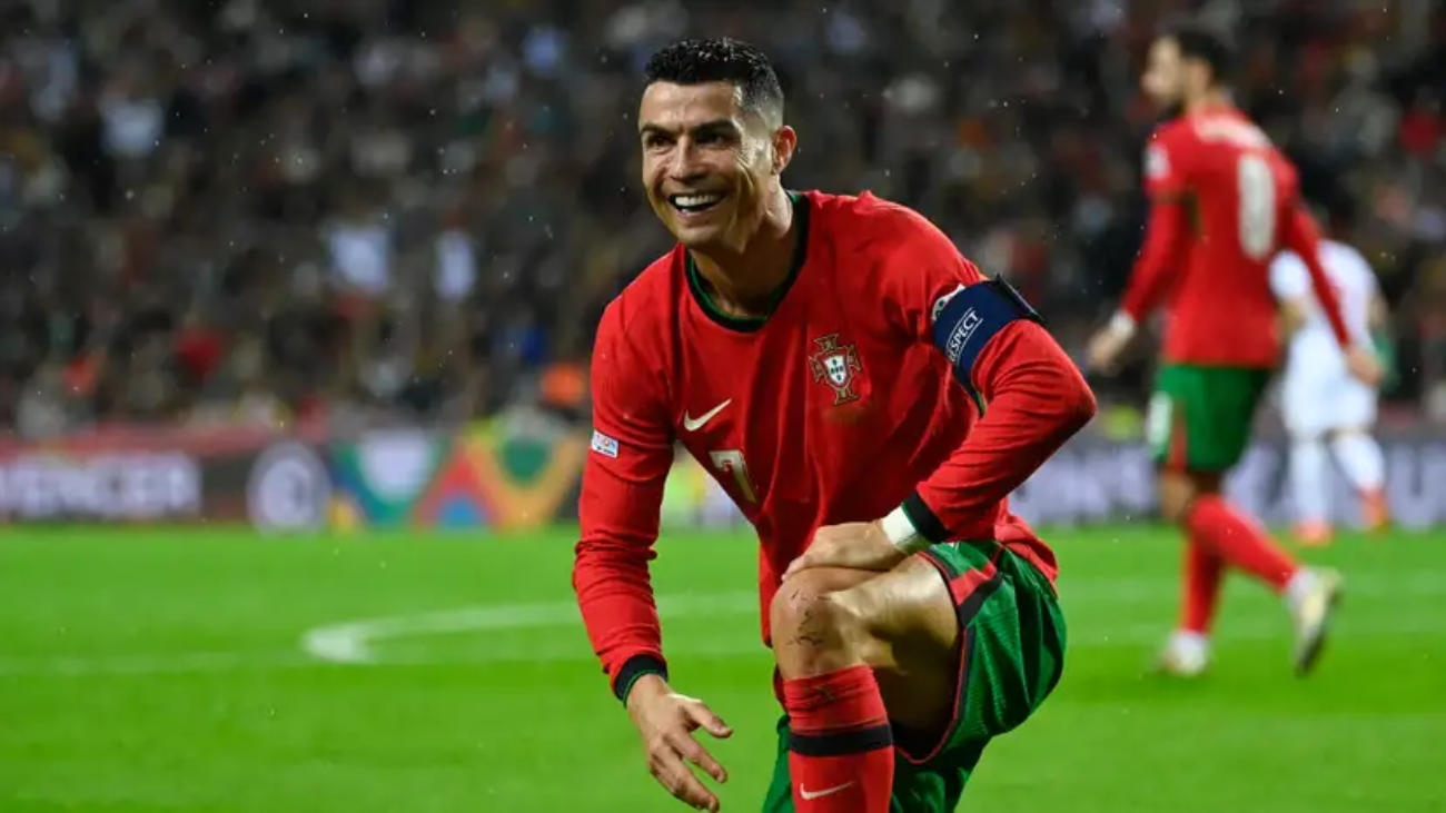 Ronaldo's Brace Inspires Portugal's 5-1 Win over Poland