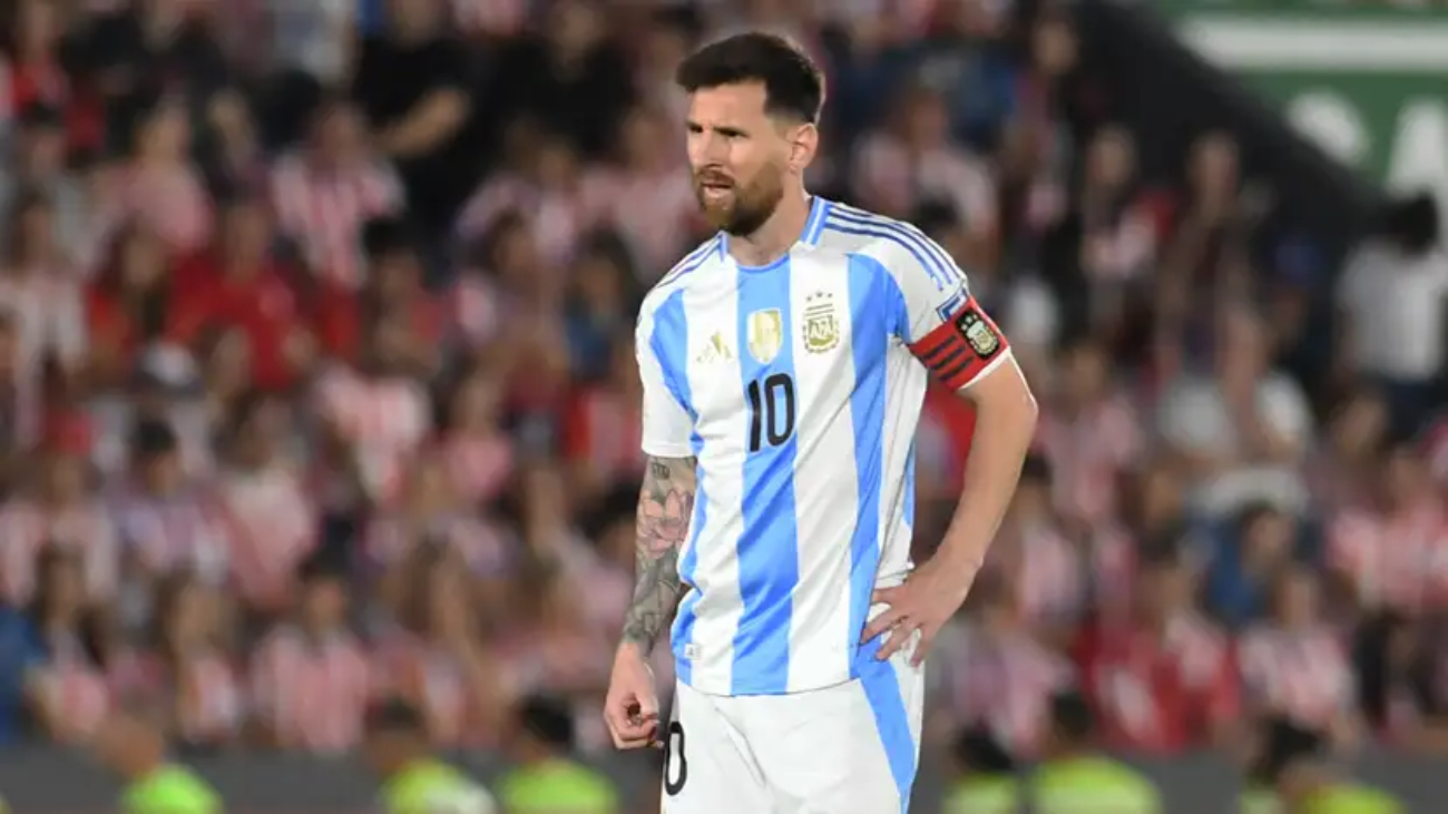 Messi Invincible as Argentina Lose to Paraguay