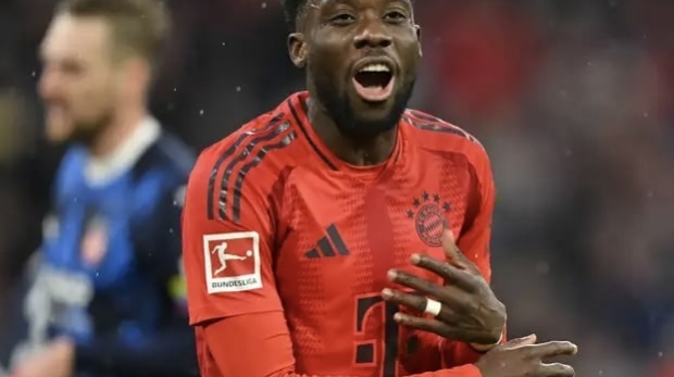 Man United Falls Behind in Signing Alphonso Davies