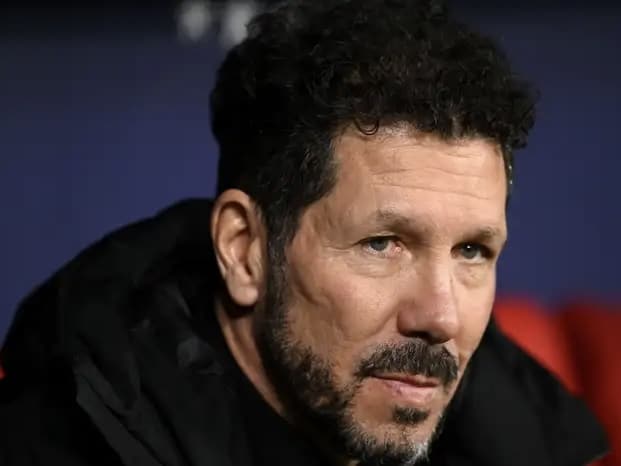 Simeone Hails Raphinha Ahead of Barcelona Clash
