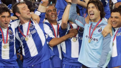 Porto Celebrating 03/04 UCL Final Win
