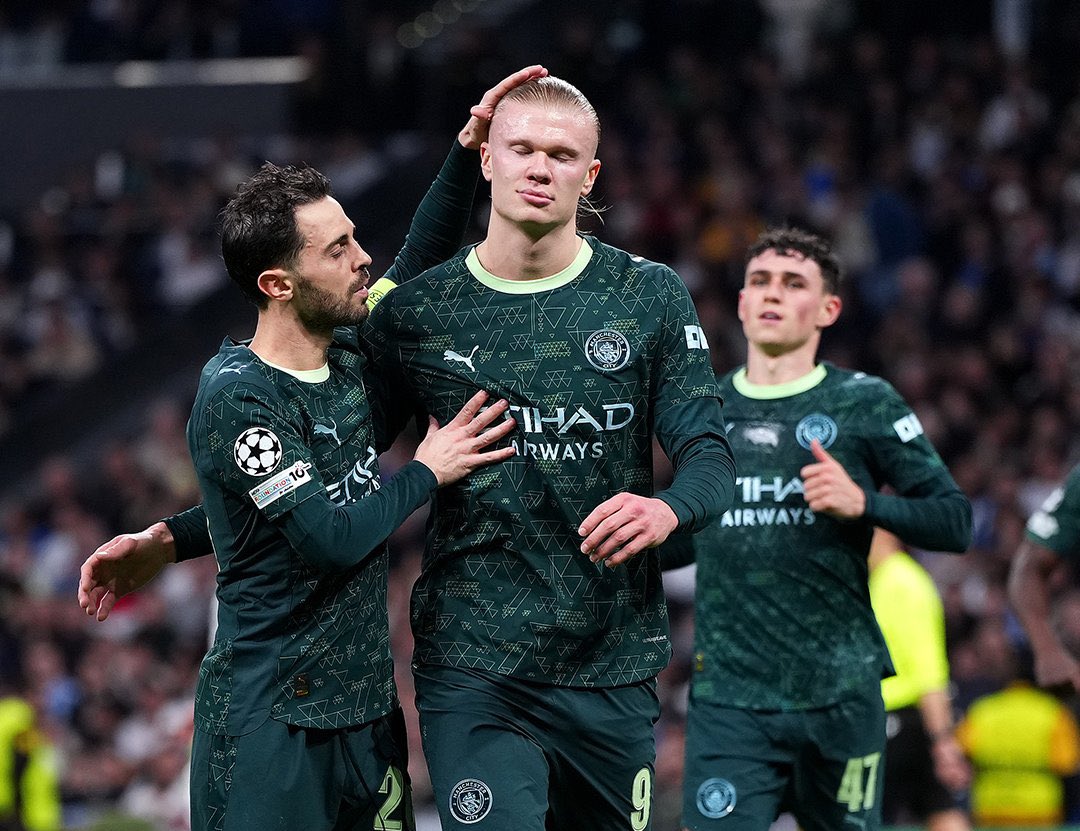 Haaland Celebrating His Goal With His Teammates