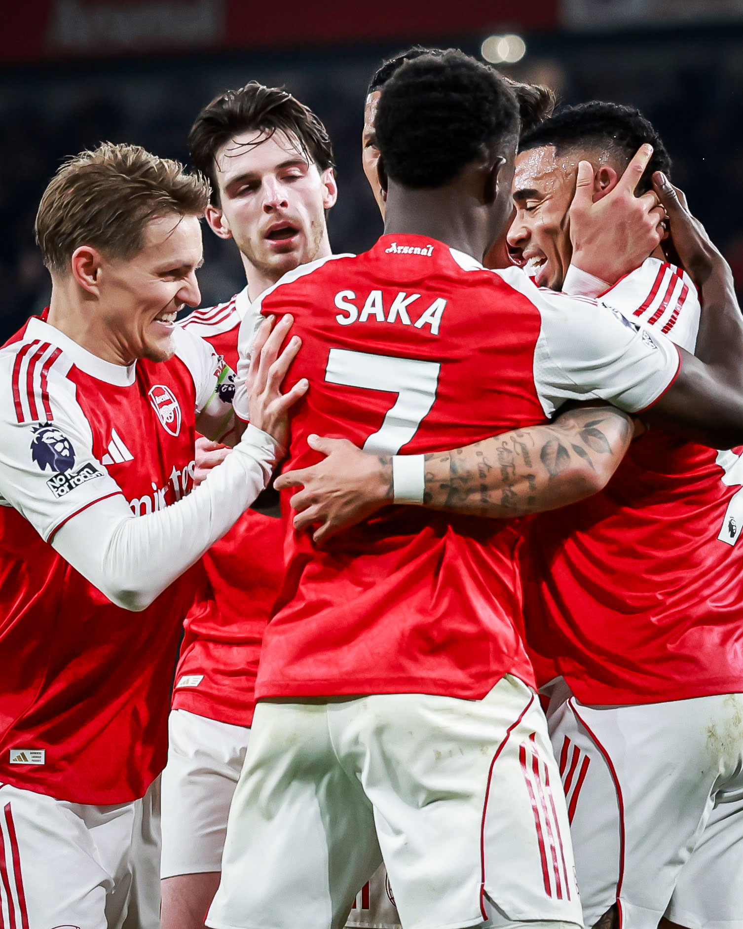 Arsenal Players Celebrating A Goal Yesterday