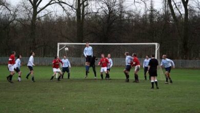 Grassroots Football : Sunday League A Sunday League Match