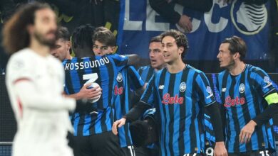 Atalanta Players Celebrating Their Late Winner Vs Chelsea